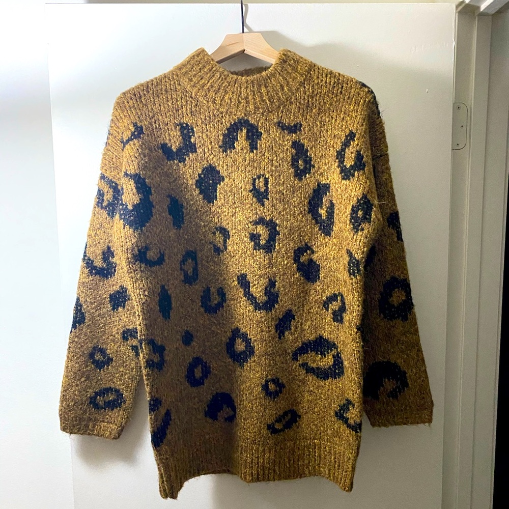 NWT cheetah sweater